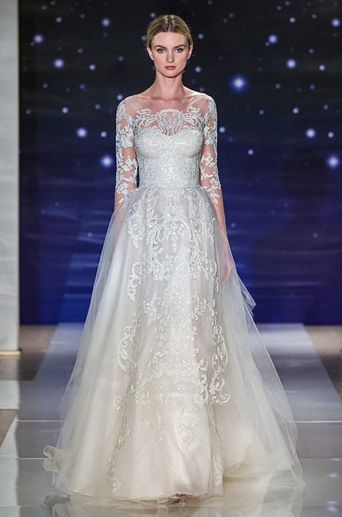 17 Times Long Sleeves Were the Sexiest | The Newport Bride