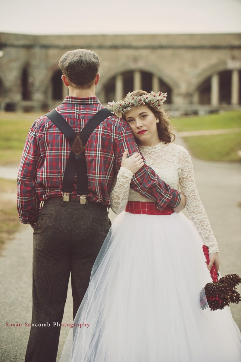 Playful and Plaid Styled Shoot Sneak Peak | The Newport Bride