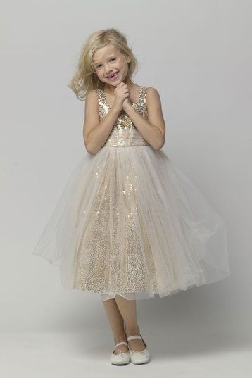Sparkling Flower Girls for the New Year | The Newport Bride