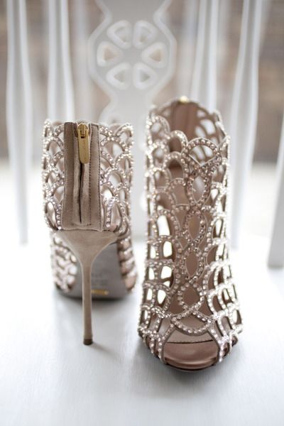 35 of the Best Shoes | The Newport Bride