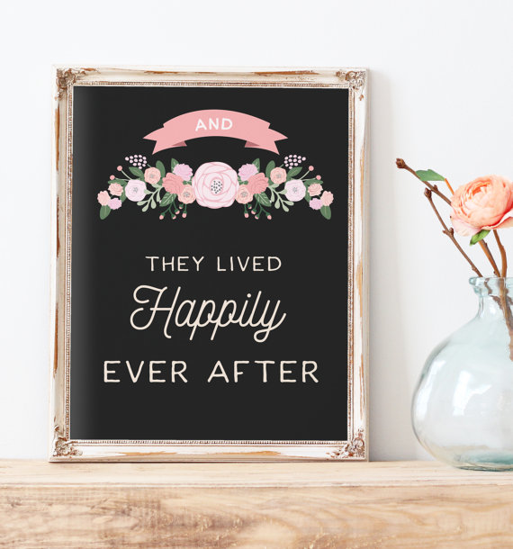 Rustic Wedding Signage | Friday Favorite from The Newport Bride