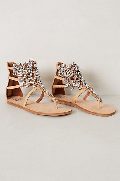Summer Sandals | The Newport Bride