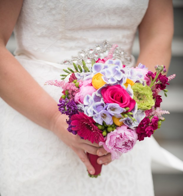 Lilly Pulitzer Styled Shoot at Westmoor Club | The Newport Bride