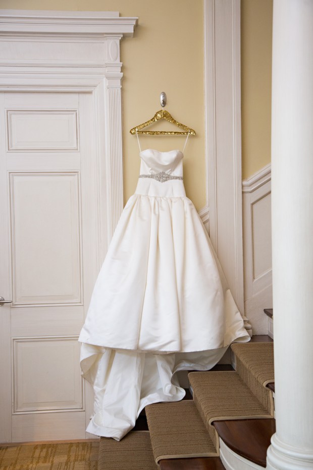 Kate Spade Styled Shoot at the Vanderbilt Grace | The Newport Bride