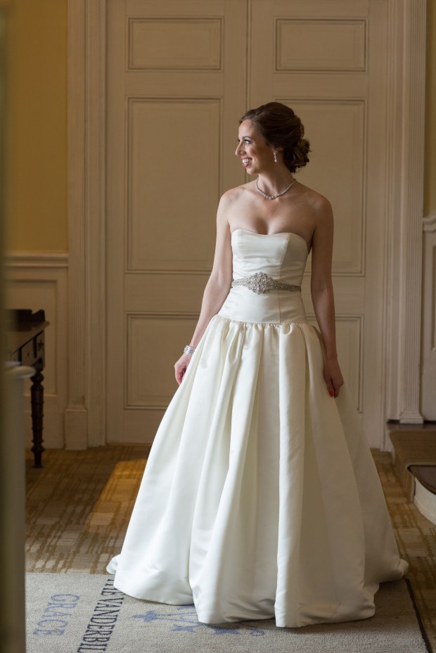 Kate Spade Styled Shoot at the Vanderbilt Grance | The Newport Bride