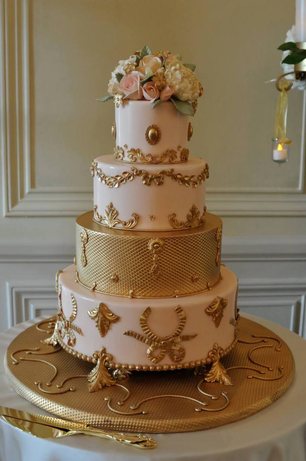 WEdding Cake Trends | The Newport Bride