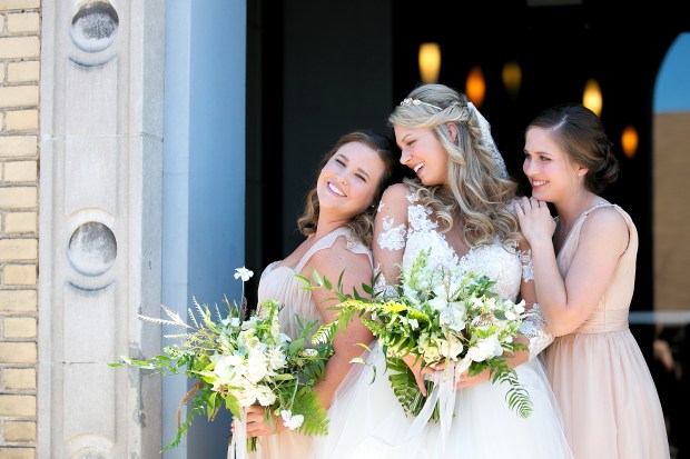 Bride and Bridesmaids | The Newport Bride