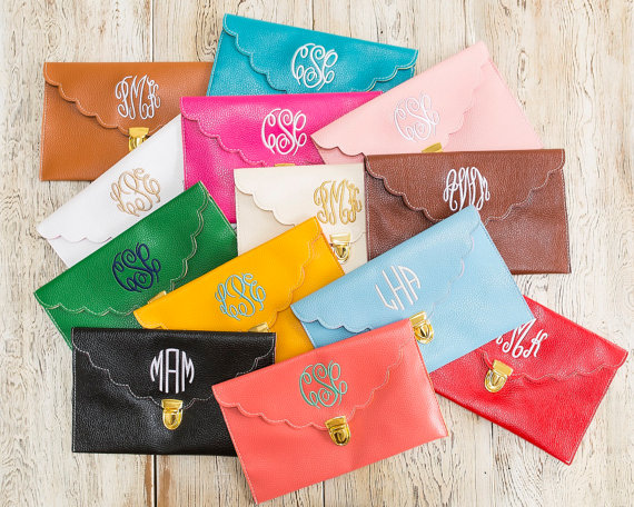 25 of the prettiest bridesmaid gifts | The Newport Bride