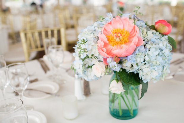 Lindsey and Dave's Regatta Place Wedding | The Newport Bride