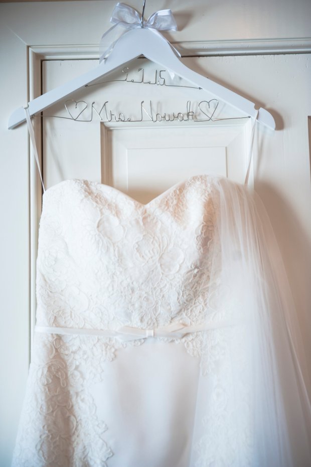 Helen and Will's Castle Hill Wedding | The Newport Bride