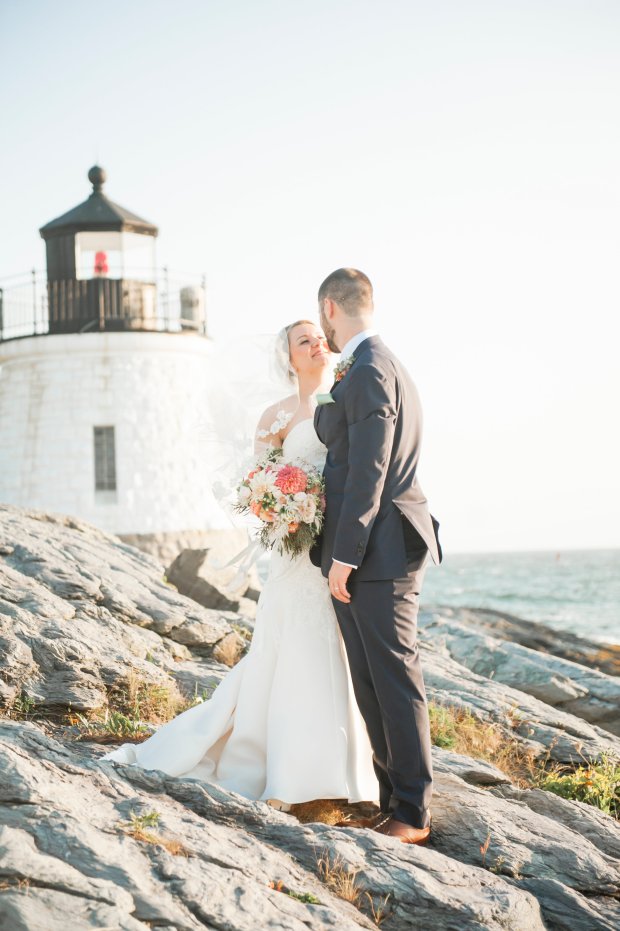 Helen and Will's Castle Hill Wedding | The Newport Bride