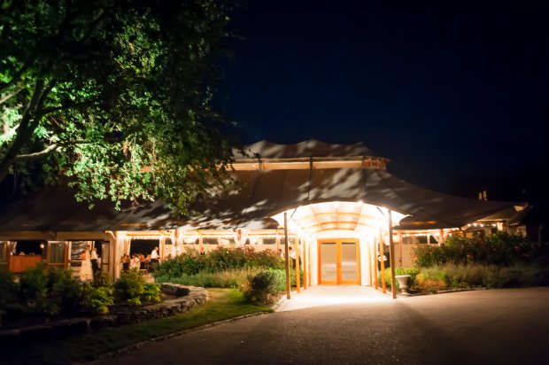 Helen and Will's Castle Hill Wedding | The Newport Bride Helen and Will's Castle Hill Wedding | The Newport Bride