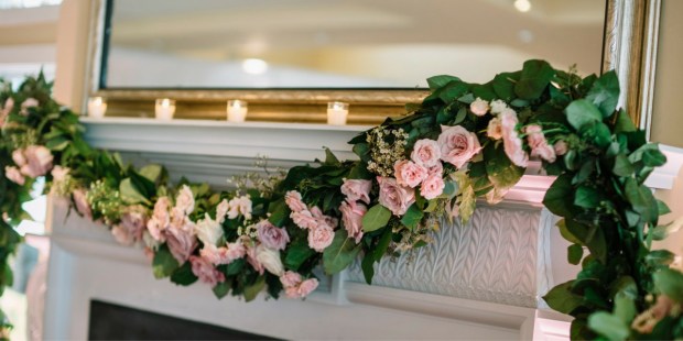 Day 4 of the Newport Bride 12 Days of Christmas Sweepstakes