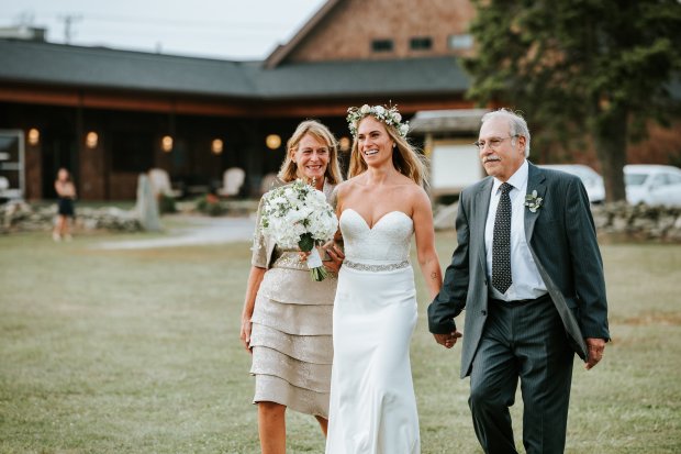 Whitney and Tyler's Newport Vineyard Wedding on The Newport Bride