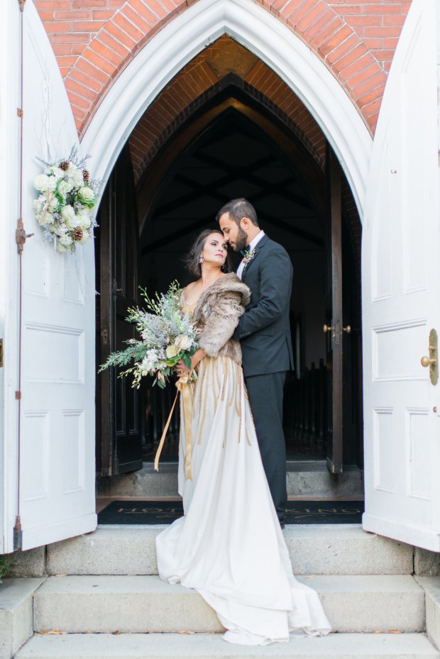 Silver and Gold Christmas By The Sea at Hotel Viking | The Newport Bride