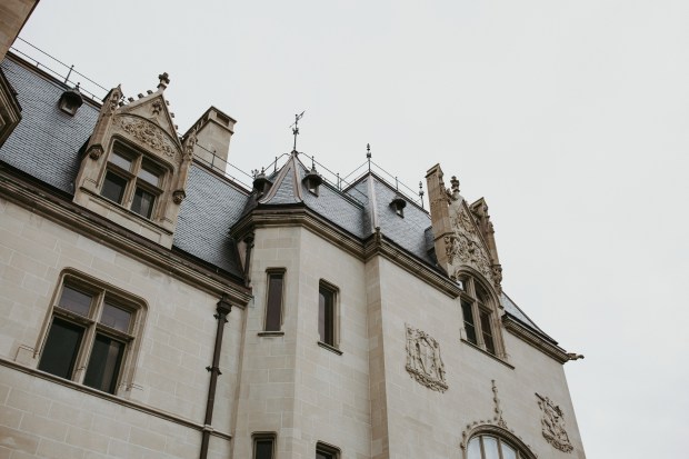 newport-bride-ochre-court-wedding-33