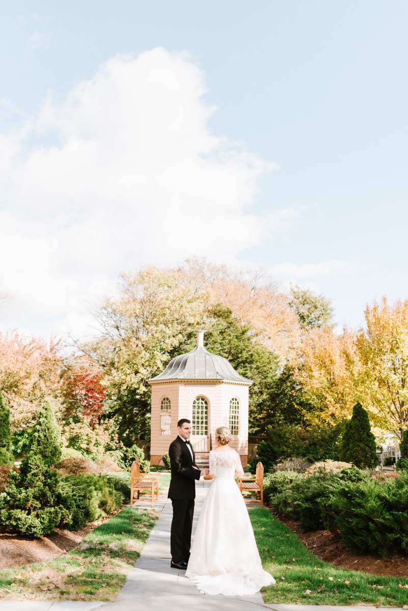 Kristin and Greg's elegant Hotel Viking Wedding
