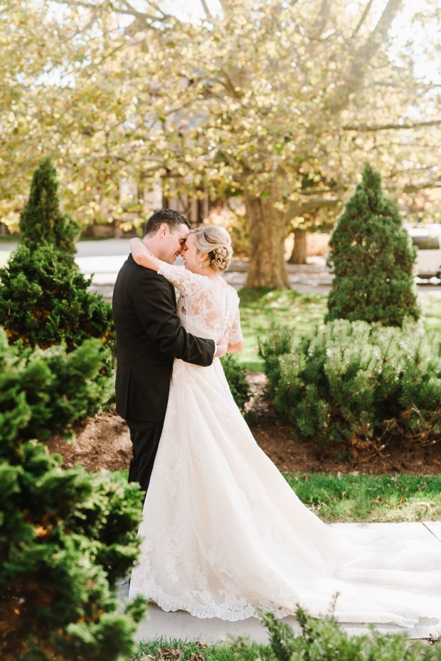 Kristin and Greg's elegant Hotel Viking Wedding