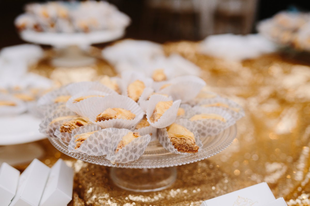 Amanda and Mike's Atlantic Resort Wedding on The Newport Bride