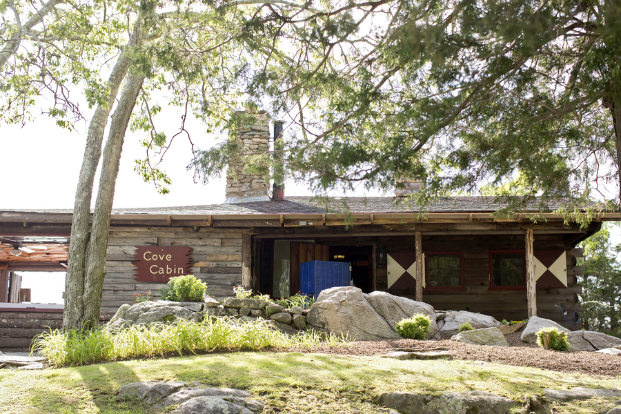 Rustic Rhode Island Mount Hope Farm Wedding on The Newport Bride