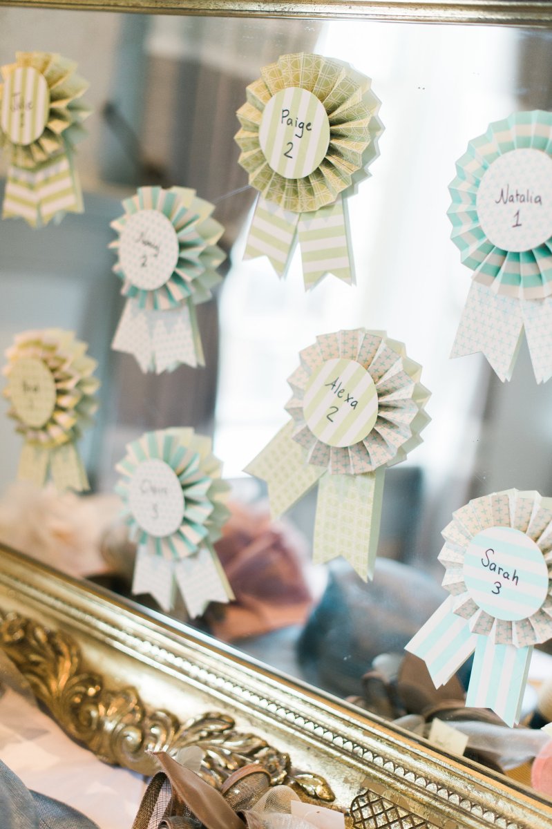 Kentucky Derby Big Hat Themed Bridal Shower Shoot on The Newport Bride