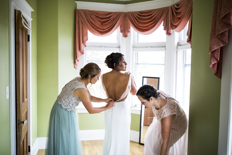 Modern Wedding in an Airplane Hanger on The Newport Bride