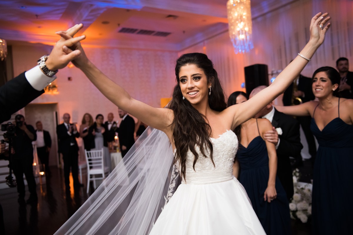 Elegant Metallic Belle Mer Wedding on The Newport Bride