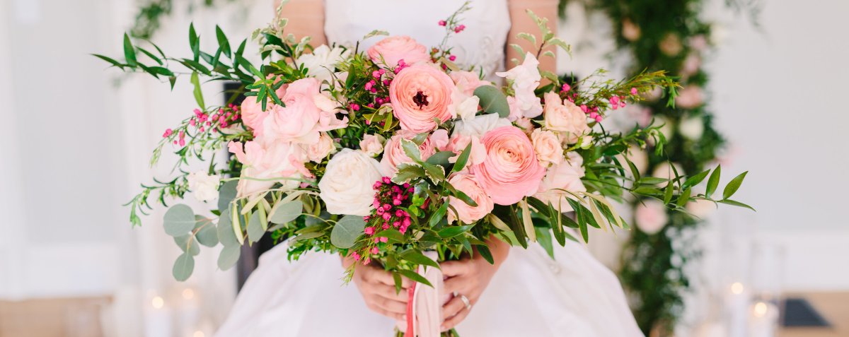 Yes Way Rose Themed Styled Shoot on The Newport Bride