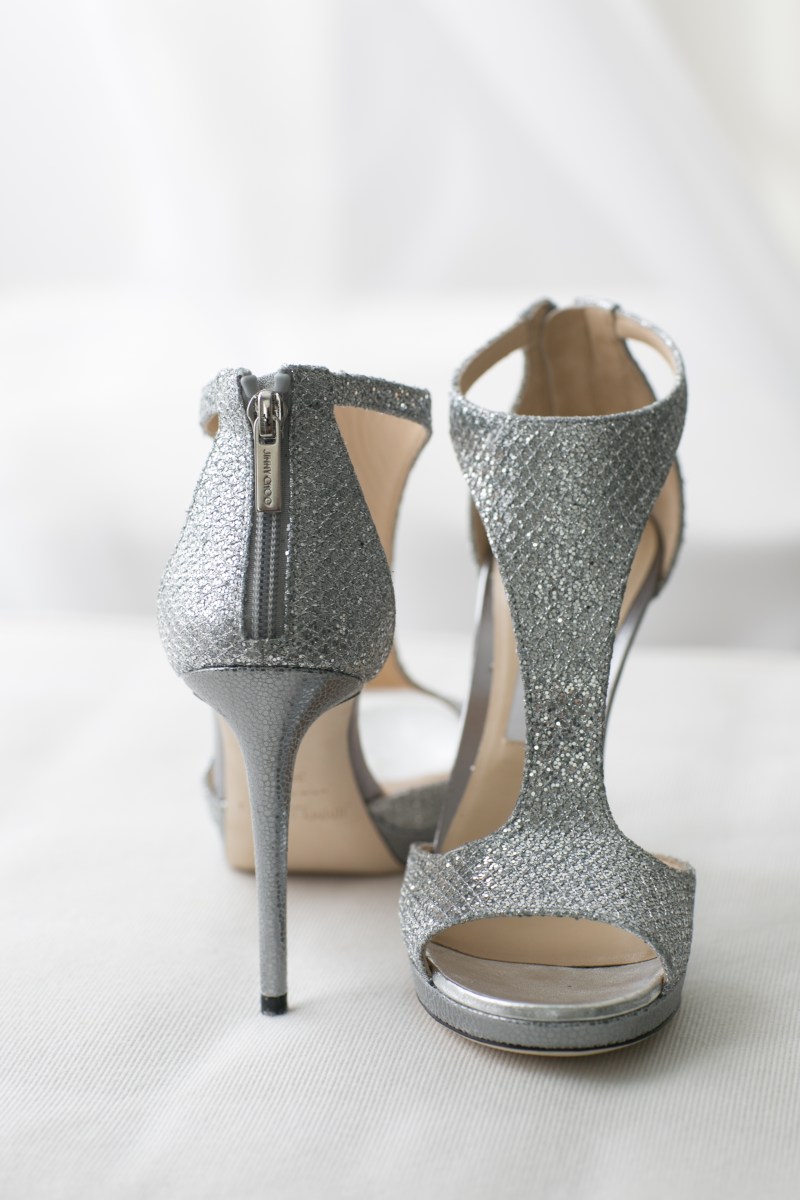 Kristin and Derek's Elegant Glittering Gold and Crisp White Belle Mer Wedding on The Newport Bride a Rhode Island Wedding Blog