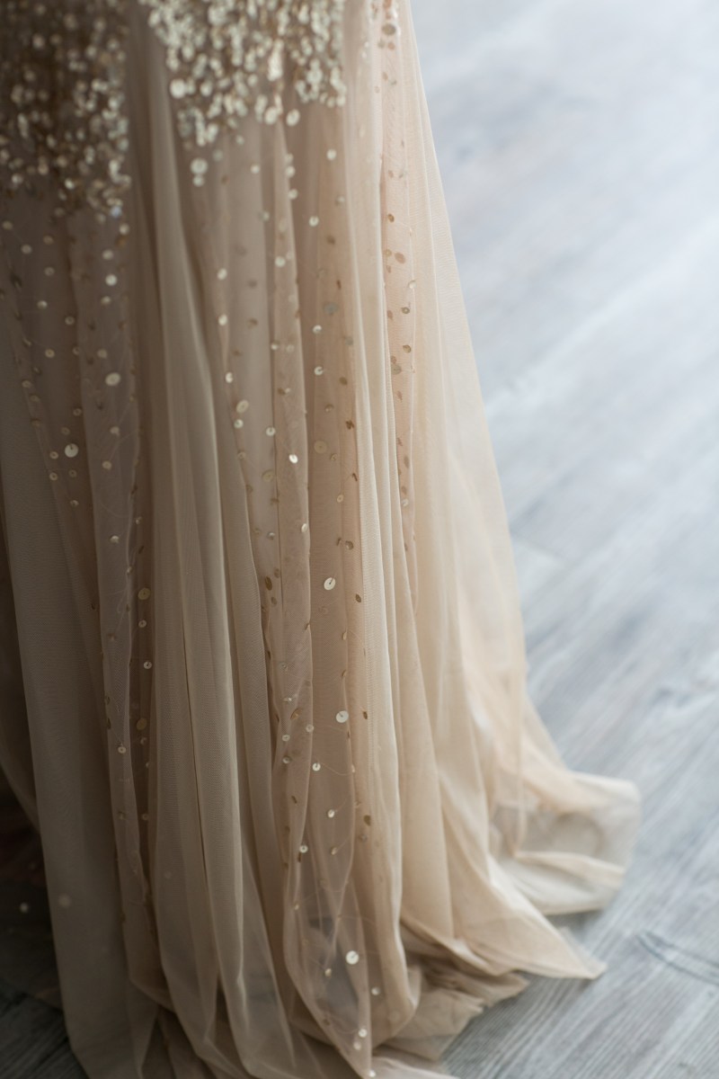 Kristin and Derek's Elegant Glittering Gold and Crisp White Belle Mer Wedding on The Newport Bride a Rhode Island Wedding Blog