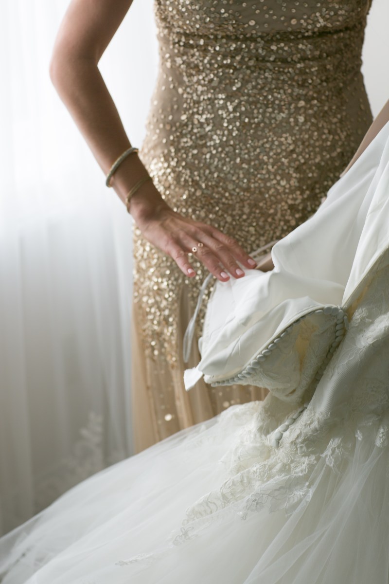 Kristin and Derek's Elegant Glittering Gold and Crisp White Belle Mer Wedding on The Newport Bride a Rhode Island Wedding Blog