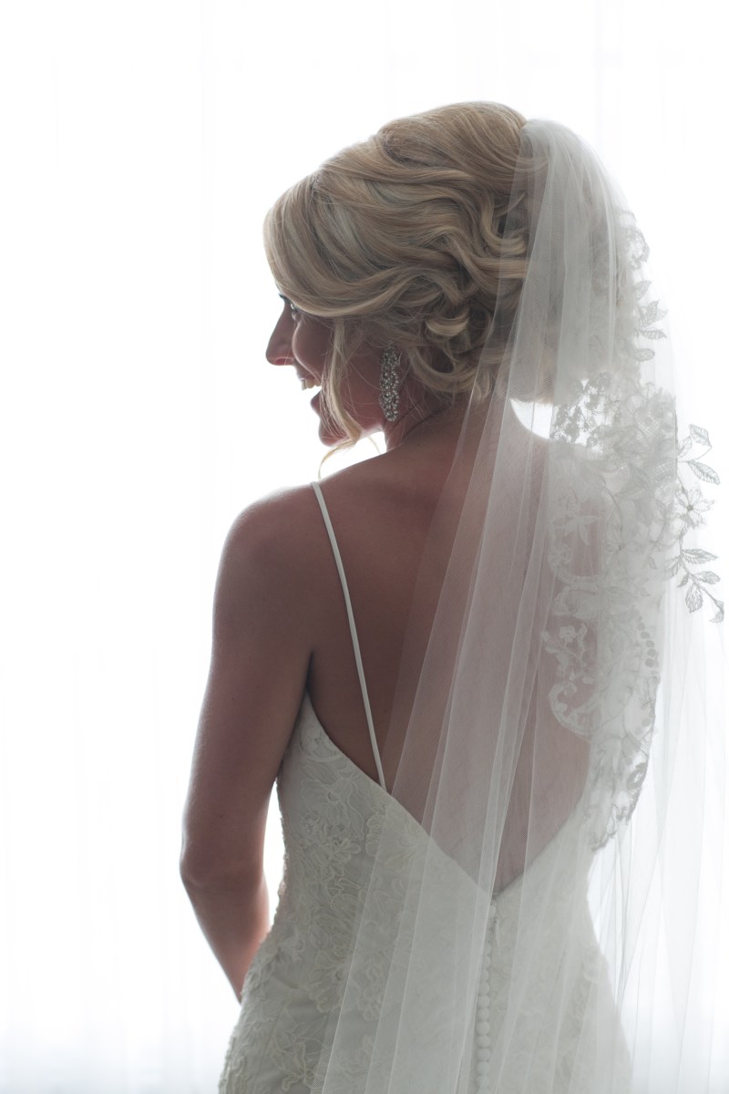 Kristin and Derek's Elegant Glittering Gold and Crisp White Belle Mer Wedding on The Newport Bride a Rhode Island Wedding Blog