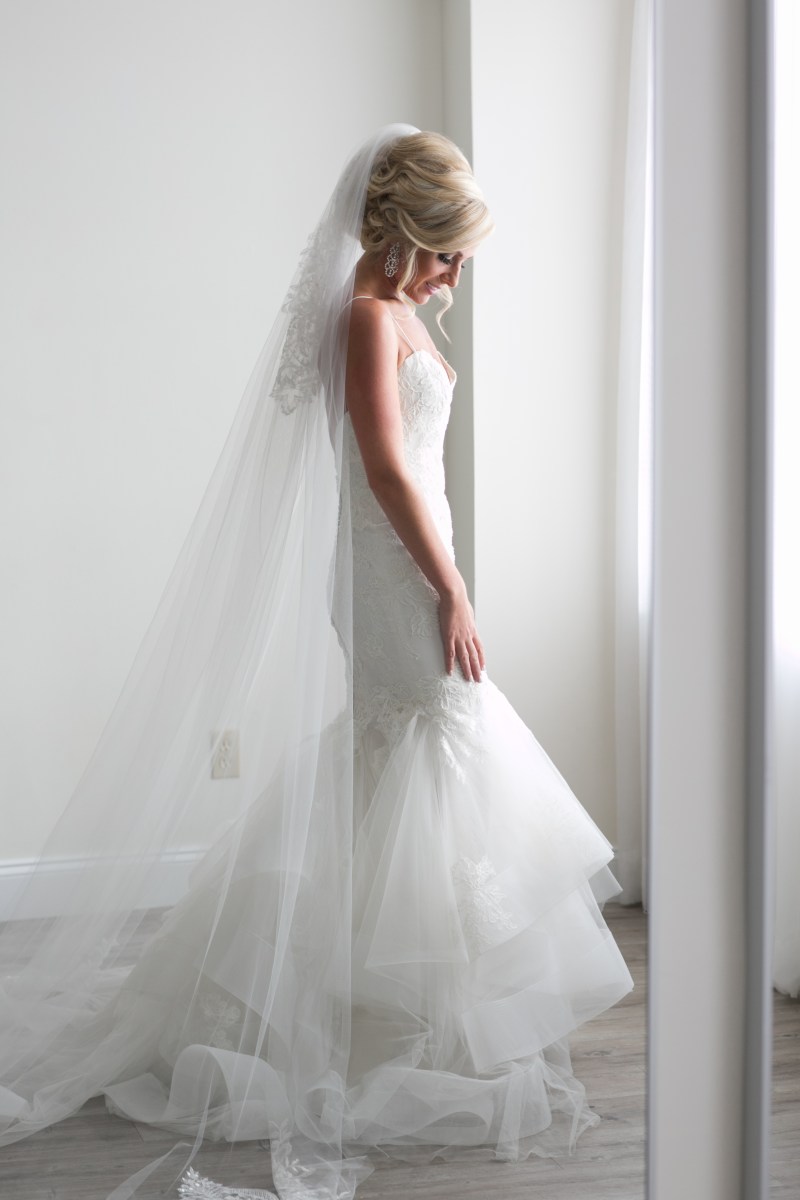 Kristin and Derek's Elegant Glittering Gold and Crisp White Belle Mer Wedding on The Newport Bride a Rhode Island Wedding Blog