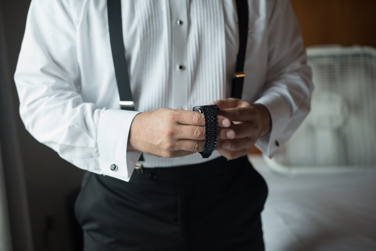 Kristin and Derek's Elegant Glittering Gold and Crisp White Belle Mer Wedding on The Newport Bride a Rhode Island Wedding Blog