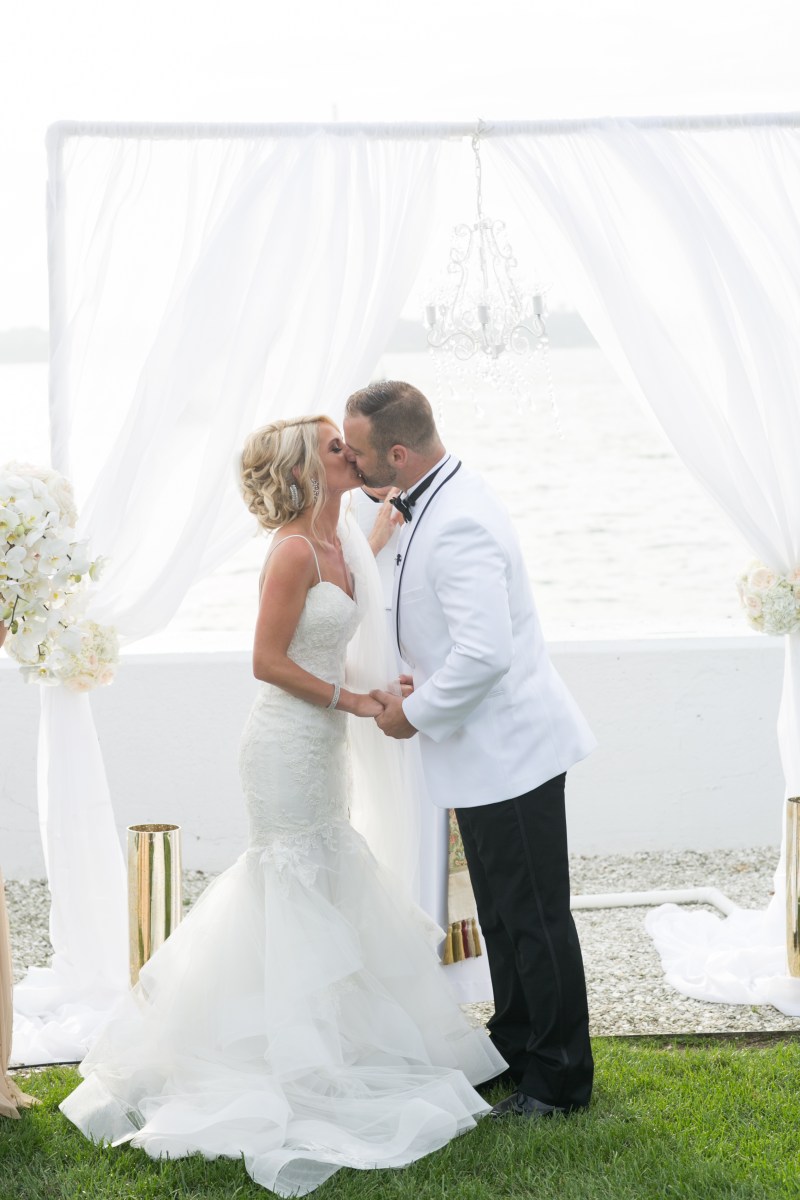 Kristin and Derek's Elegant Glittering Gold and Crisp White Belle Mer Wedding on The Newport Bride a Rhode Island Wedding Blog