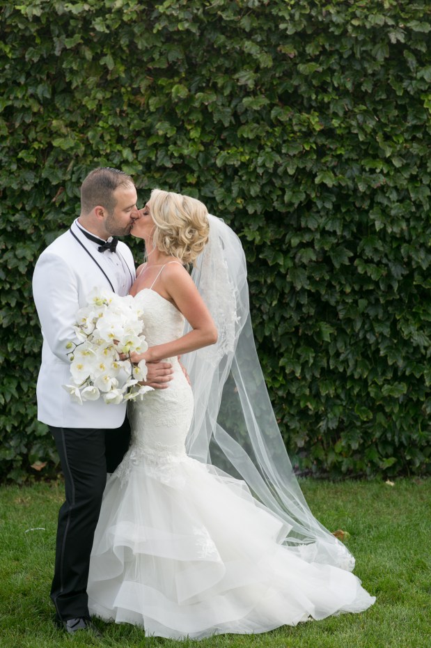 Kristin and Derek's Elegant Glittering Gold and Crisp White Belle Mer Wedding on The Newport Bride a Rhode Island Wedding Blog