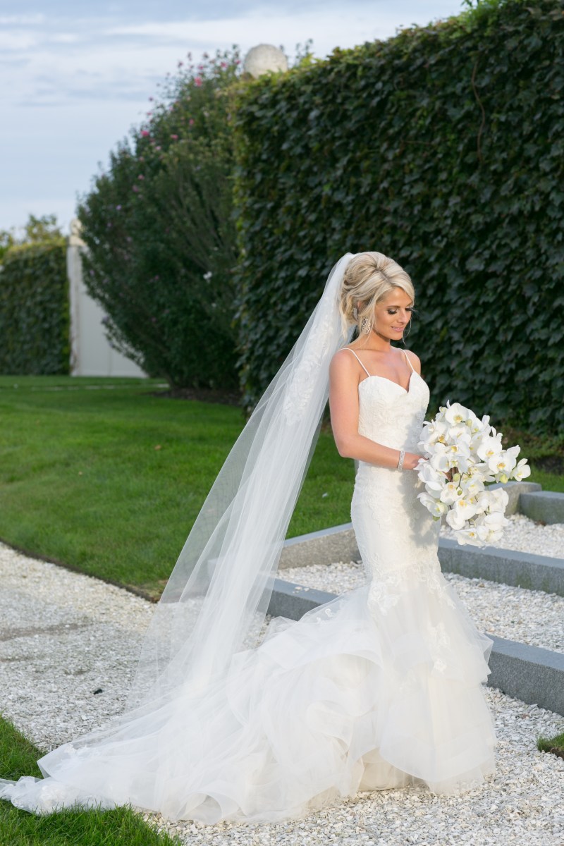 Kristin and Derek's Elegant Glittering Gold and Crisp White Belle Mer Wedding on The Newport Bride a Rhode Island Wedding Blog