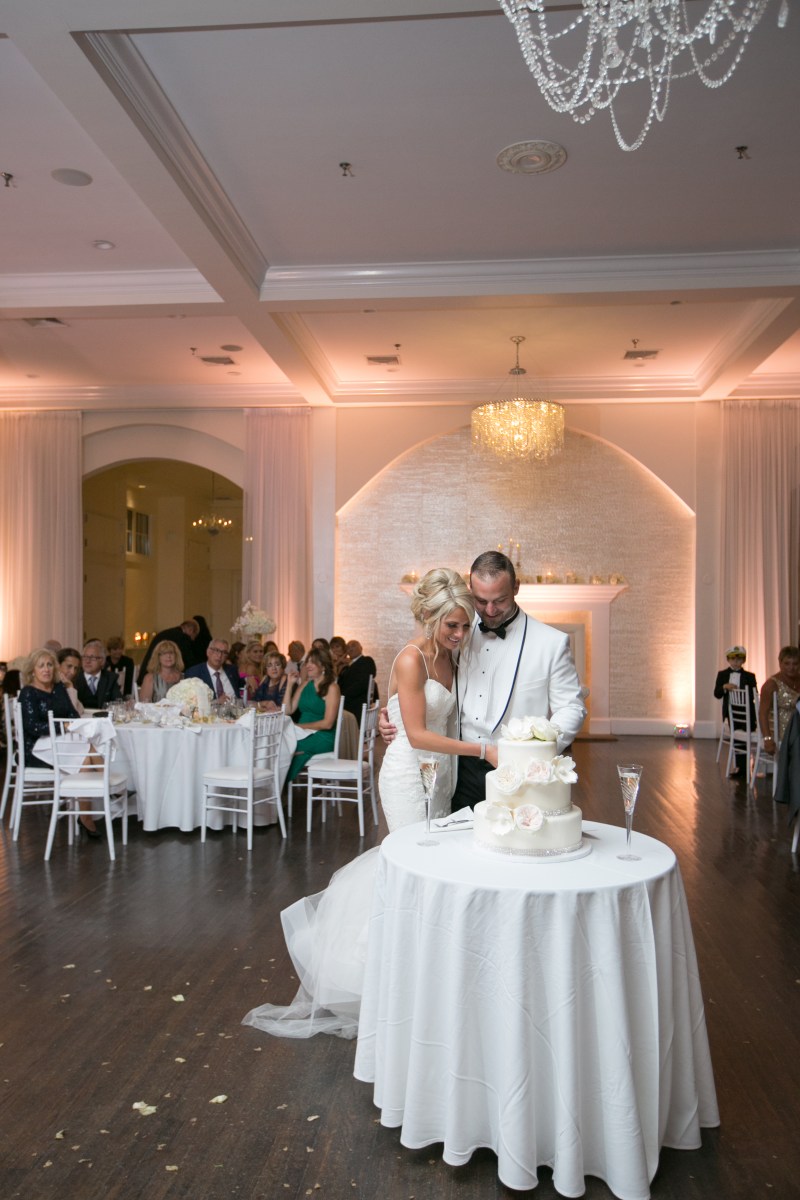 Kristin and Derek's Elegant Glittering Gold and Crisp White Belle Mer Wedding on The Newport Bride a Rhode Island Wedding Blog