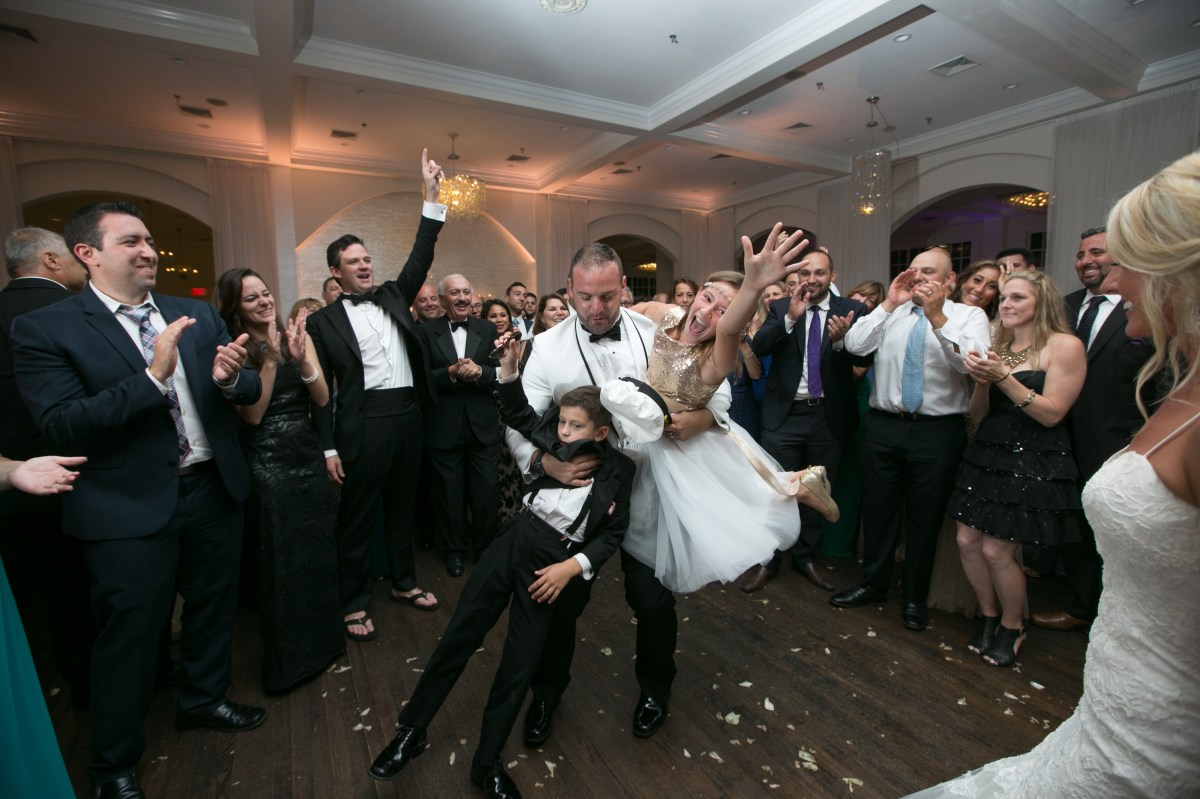 Kristin and Derek's Elegant Glittering Gold and Crisp White Belle Mer Wedding on The Newport Bride a Rhode Island Wedding Blog