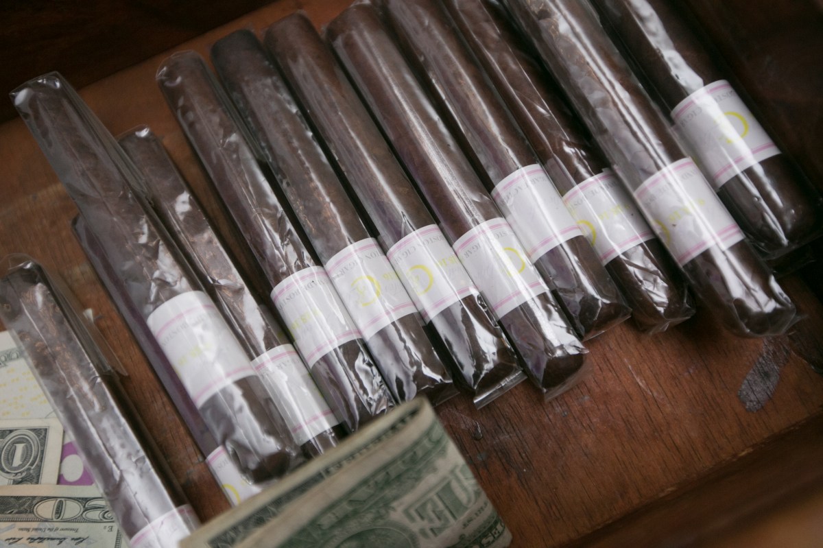 Kristin and Derek's Elegant Glittering Gold and Crisp White Belle Mer Wedding on The Newport Bride a Rhode Island Wedding Blog