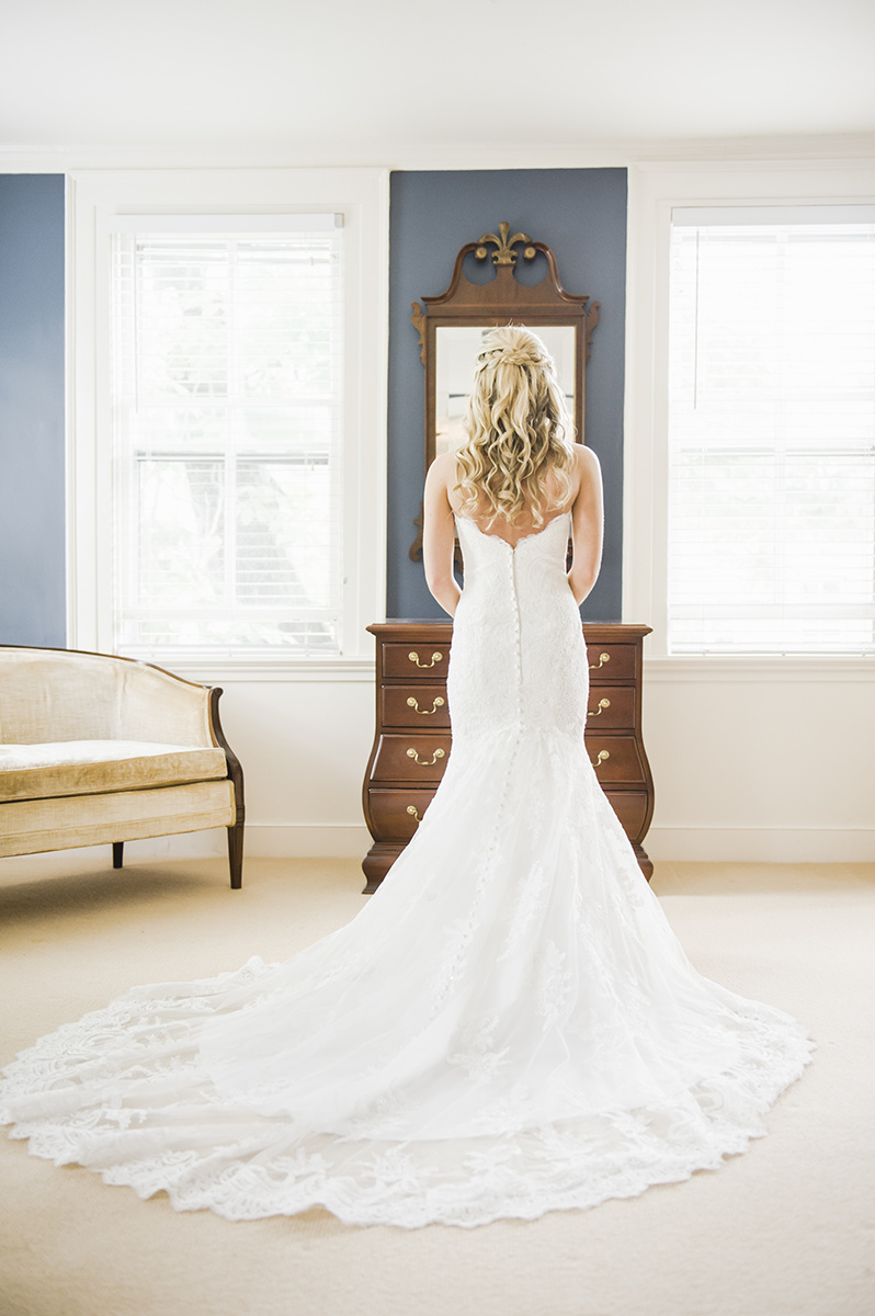 Summer Garden Wedding at a historic mansion in Bristol, RI on The Newport Bride