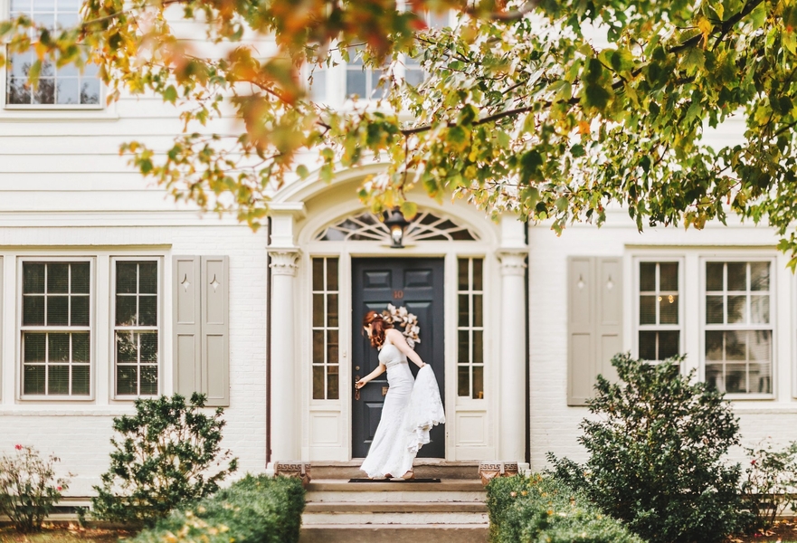 Kate and Tyrone's Roger Williams Casino Wedding on The Newport Bride