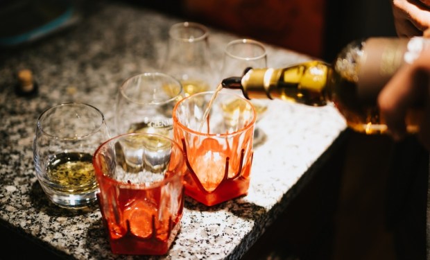 Kate and Tyrone's Roger Williams Casino Wedding on The Newport Bride