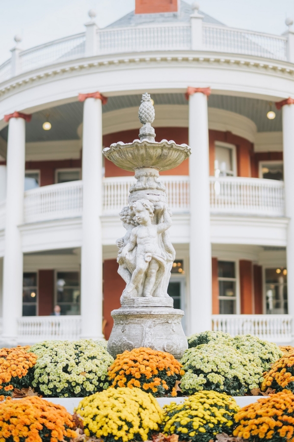 Kate and Tyrone's Roger Williams Casino Wedding on The Newport Bride