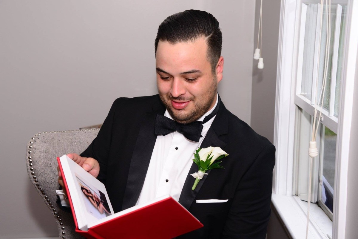 Cassie and Brandon's Navy Castle Hill Inn Wedding