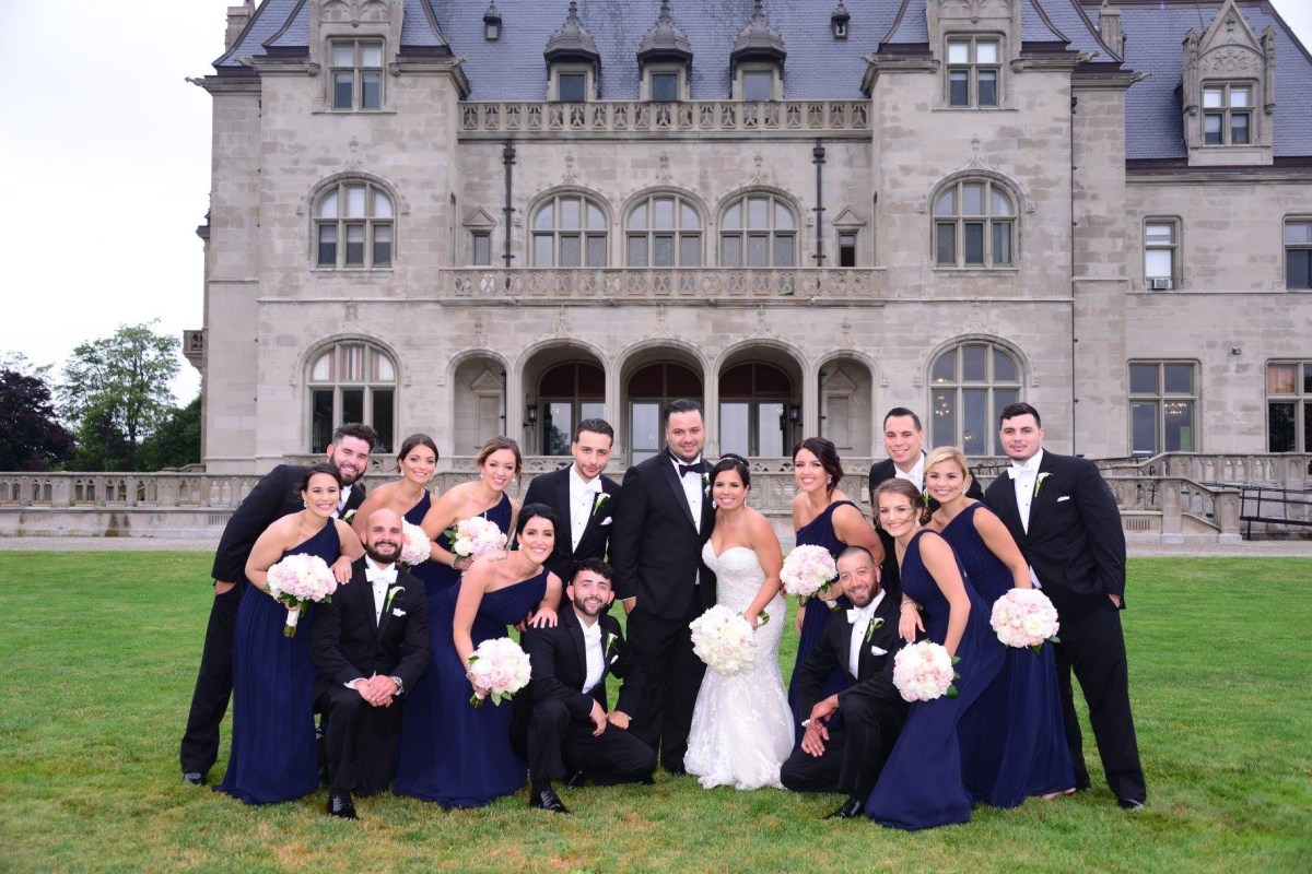 Cassie and Brandon's Navy Castle Hill Inn Wedding