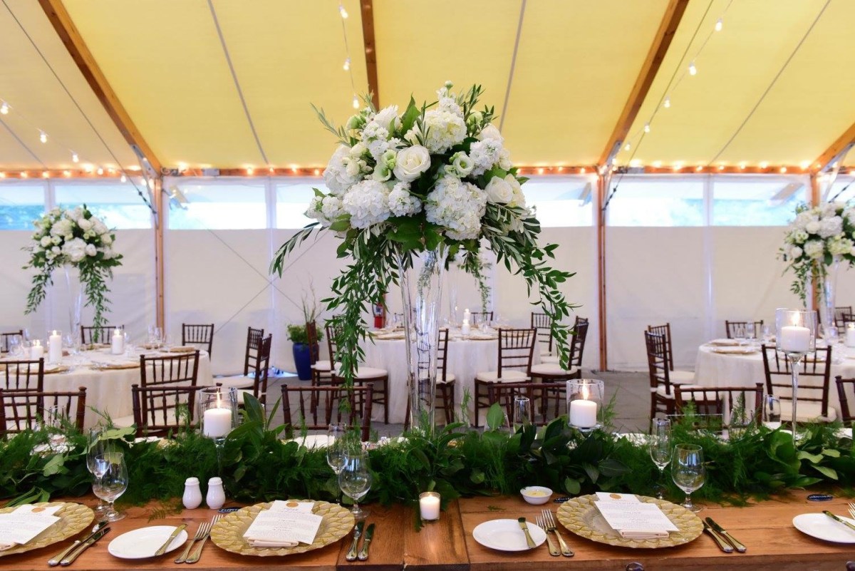 Cassie and Brandon's Navy Castle Hill Inn Wedding