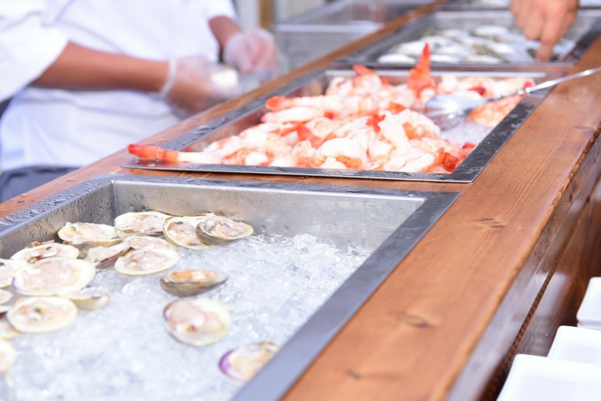 Cassie and Brandon's Navy Castle Hill Inn Wedding