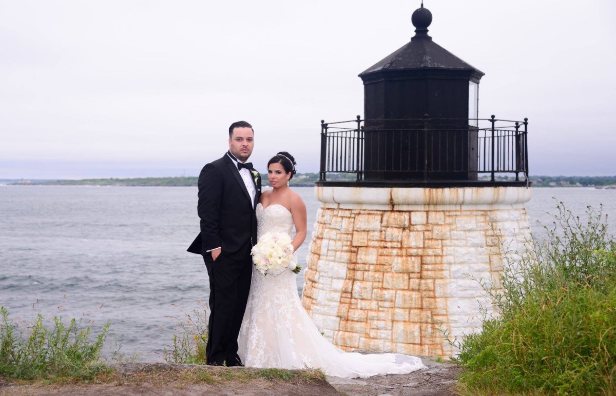 Cassie and Brandon's Navy Castle Hill Inn Wedding
