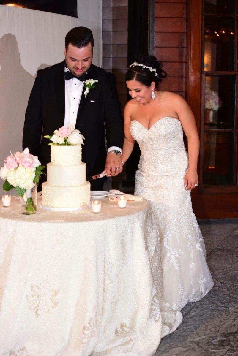 Cassie and Brandon's Navy Castle Hill Inn Wedding